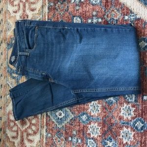 Good as new Old Navy Rockstar super skinny high rise jeans in 10 Tall 10T